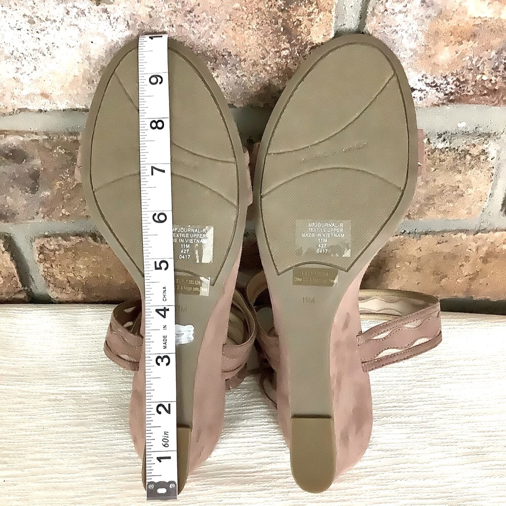 MARC FISHER “Journal” Ankle Strap Wedge Sandal SZ-11 - Picture 11 of 12